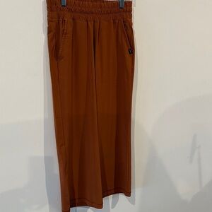 Prana Women's Capris in Rich Brown